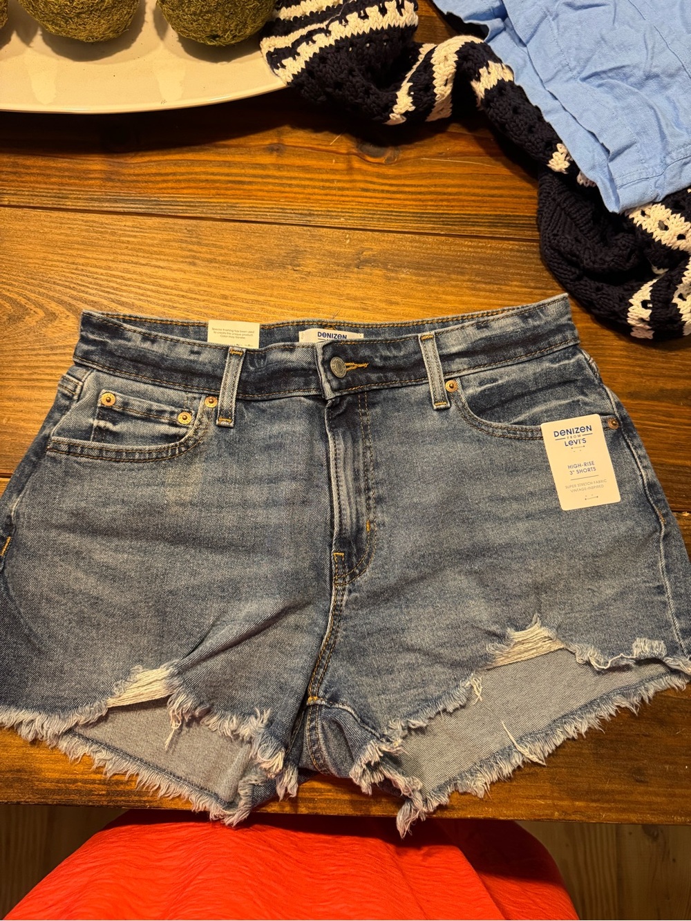 Denizen from Levi's Light Blue Distressed Frayed Hem Denim Shorts